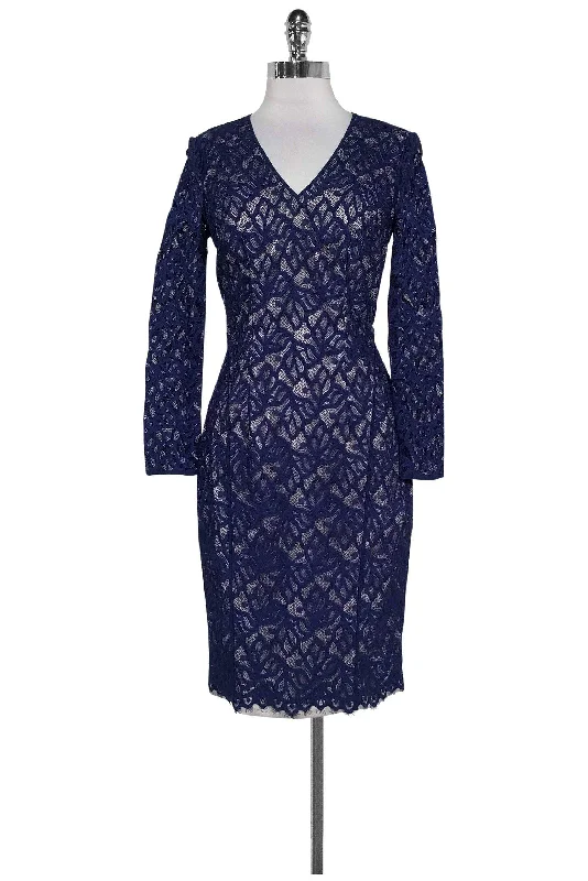 Reiss - Navy Lace Fitted Dress Sz 4 Striped unclassified dresses
