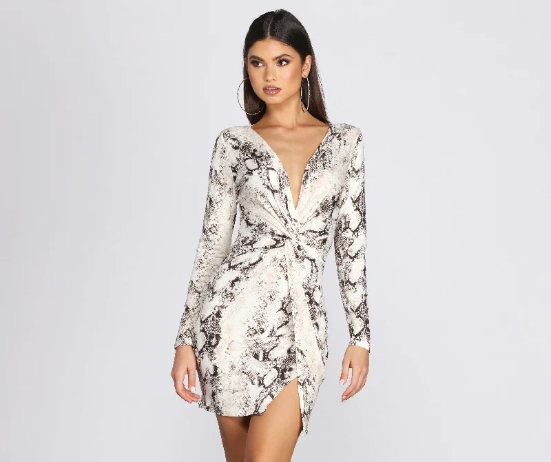 Viper Vixen Knot Mini Dress Smocked unclassified dresses
