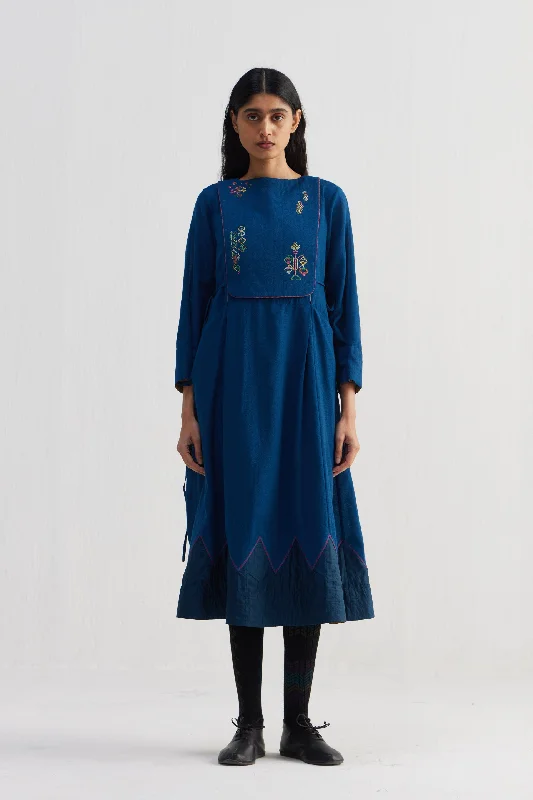 ROMA Striped unclassified dresses