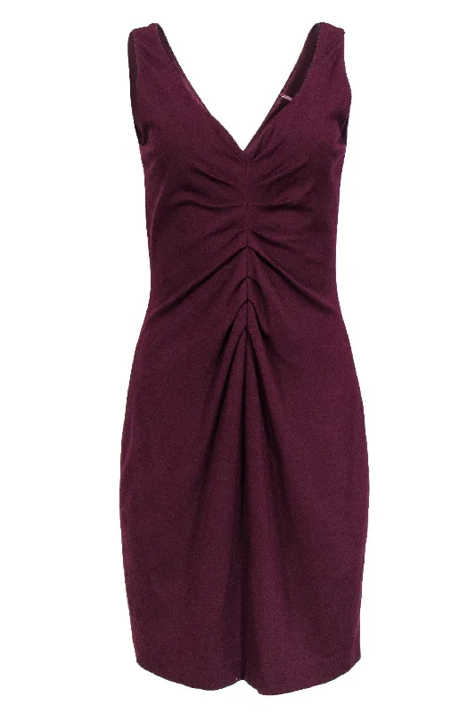 Elie Tahari - Burgundy Ruched Sleeveless Dress Sz 8 Budget-friendly unclassified dresses