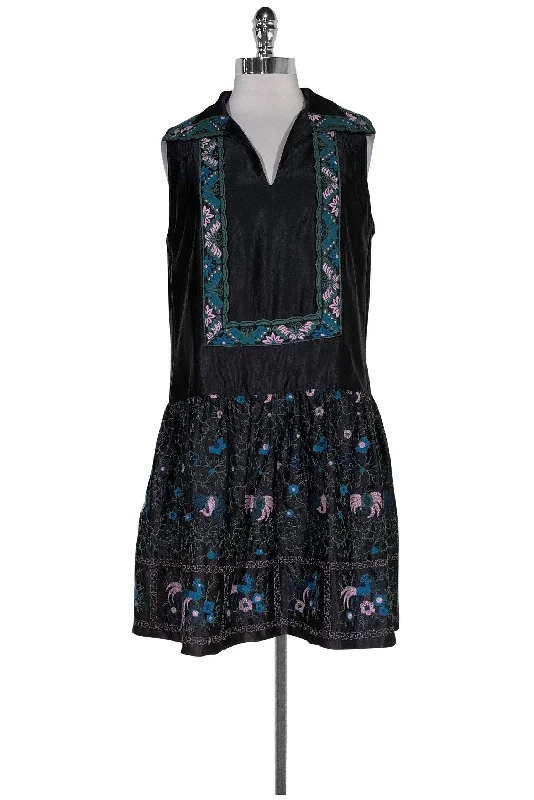 Anna Sui - Black Embroidered Drop Waist Dress Sz 6 Off-shoulder unclassified dresses